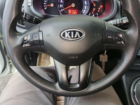 [武汉·鄂A] 二手起亚智跑2014款 2.0L 自动两驱版GL