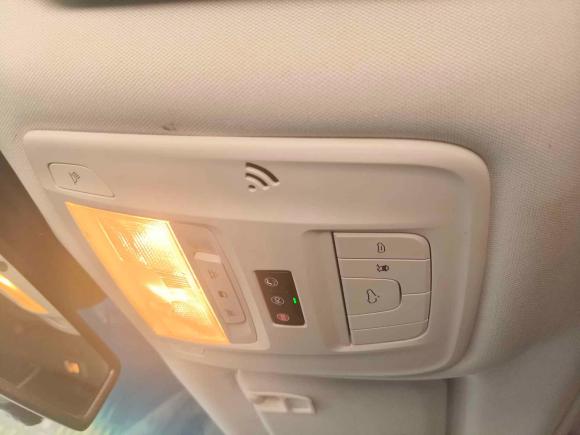 [上海·沪D] 二手别克别克GL82021款 陆上公务舱 652T 豪华型