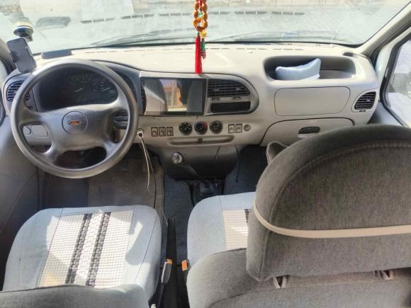 [上海·沪A] 二手福特经典全顺2013款 2.8T柴油冰白物流车长轴中顶JX493ZLQ4