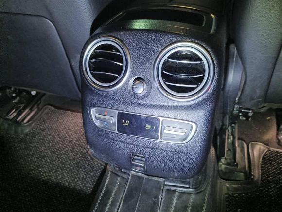 [广州·粤A] 二手奔驰奔驰GLC2020款 改款 GLC 300 L 4MATIC 动感型