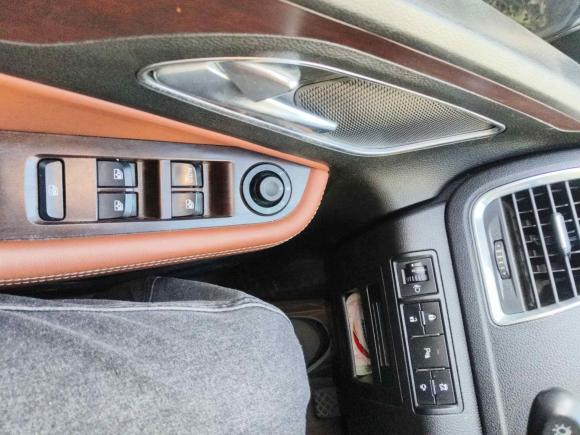 [杭州·浙F] 二手宝骏宝骏5602017款 律动版 1.5T 手动尊享型