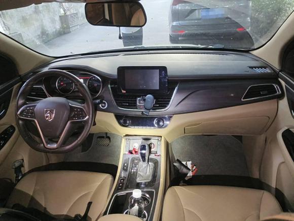 [广州·粤A] 二手宝骏宝骏7302017款 1.8L iAMT尊享型 7座