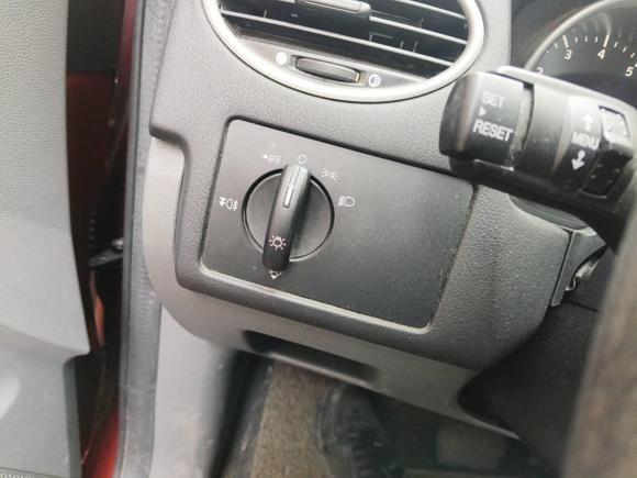 [常州·苏D] 二手福特福克斯2013款 两厢经典 1.8L 自动百万纪念版