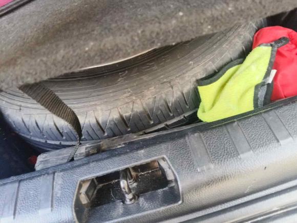 [西安·陕U] 二手路虎神行者22011款 2.2T SD4 HSE柴油版