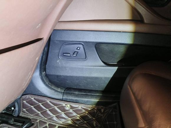 [武汉·鄂A] 二手宝马宝马5系2014款 520Li 典雅型