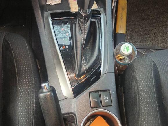 [广州·粤T] 二手丰田雷凌2017款 改款 185T CVT精英版 国VI