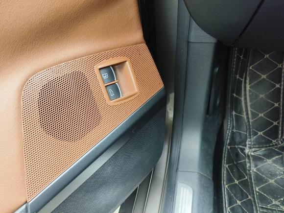 [深圳·粤B] 二手大众一汽-大众CC2012款 2.0TSI 豪华型