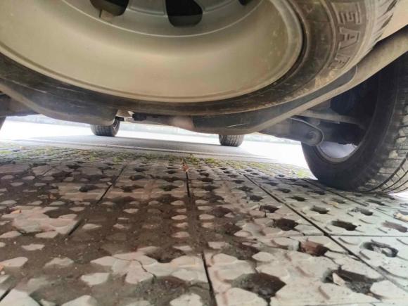 [成都·川A] 二手路虎发现2013款 3.0 SDV6 HSE 柴油版