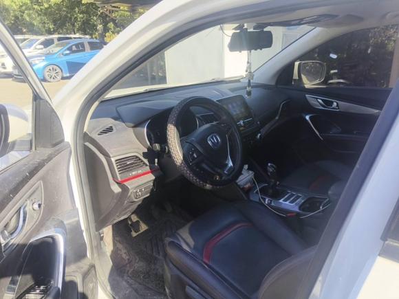 [宁波·浙B] 二手长安长安CS552018款 1.5T 手动炫色型 国V