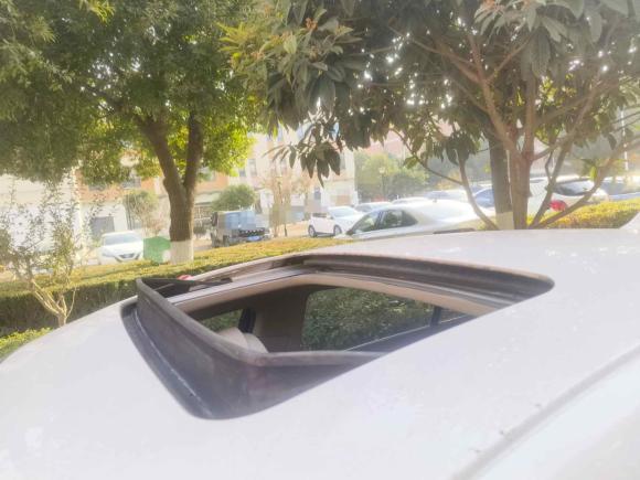 [苏州·苏E] 二手别克君威2012款 2.0L 豪华版