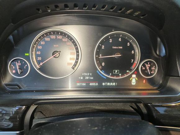 [济南·鲁A] 二手宝马宝马5系2014款 525Li 豪华设计套装