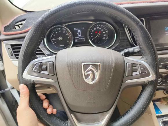 [义乌·浙G] 二手宝骏宝骏7302016款 1.5L 手动豪华型 7座