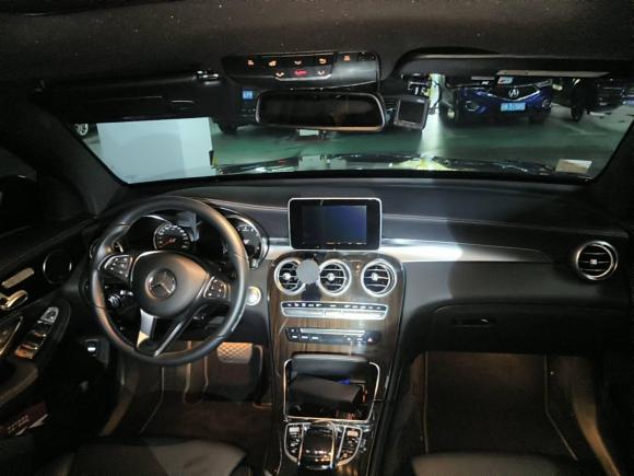 [上海·沪L] 二手奔驰奔驰GLC2016款 GLC 260 4MATIC 豪华型