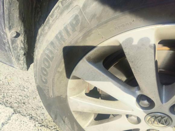 [上海·沪C] 二手别克别克GL82014款 2.4L CT豪华商务舒适版