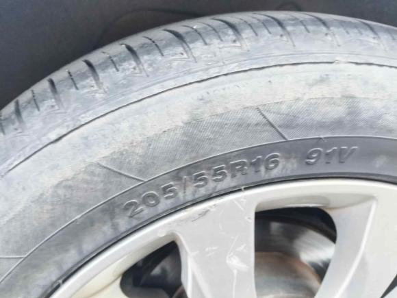 [常州·苏D] 二手现代朗动2016款 1.6L 手动尊贵型