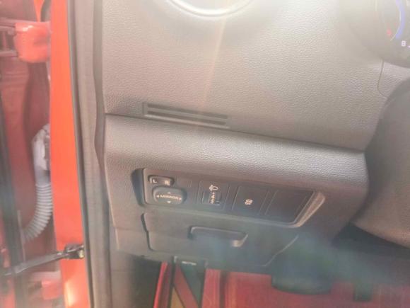 [深圳·粤S] 二手长安长安CS152016款 1.5L 自动时尚版