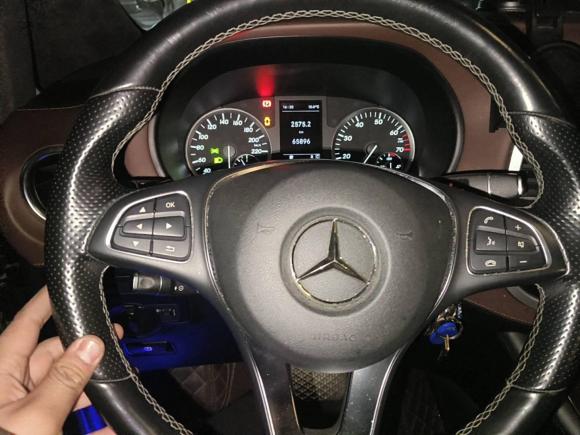 [西安·陕A] 二手奔驰威霆2018款 2.0T 商务版 国V