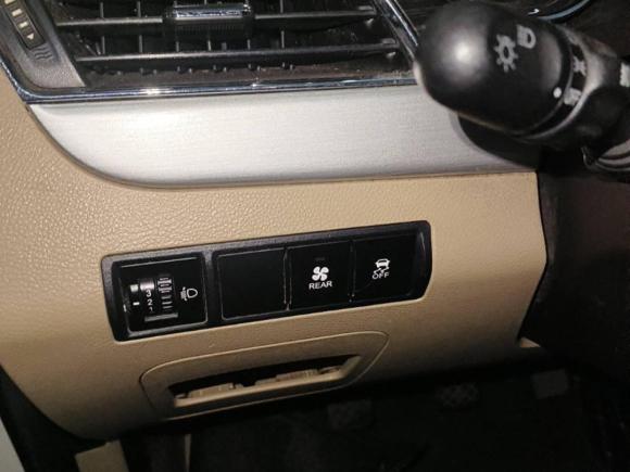 [温州·浙C] 二手宝骏宝骏7302016款 1.5L 手动舒适型 7座 国V