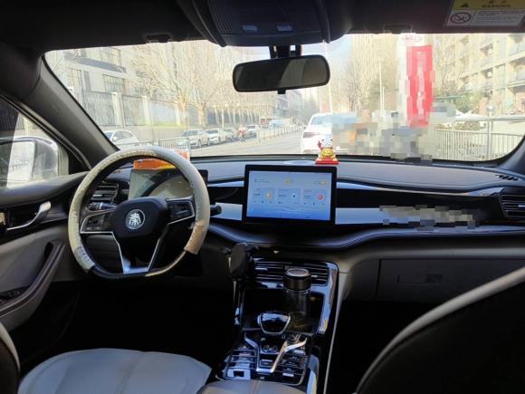 [济南·鲁A] 二手比亚迪秦PLUS2024款 荣耀版 DM-i 55KM领先型