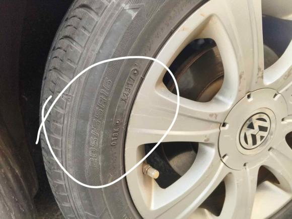 [苏州·苏E] 二手大众朗逸2011款 1.6L 自动品雅版