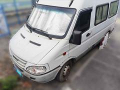 [南京·苏A] 依维柯依维柯褒迪2017款 2.5T经典A32客车中顶6-7座47Z5