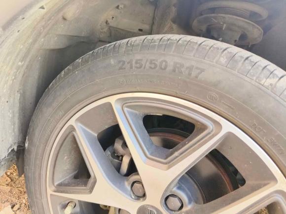 [杭州·浙J] 二手吉利汽车远景S12019款 升级版 1.5L CVT豪华型