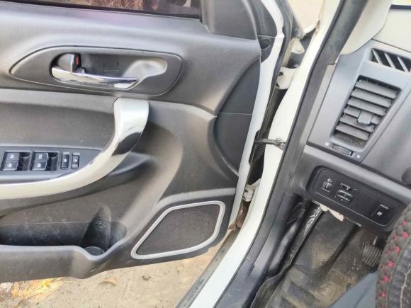 [上海·沪C] 二手长安长安CS352016款 1.6L 手动豪华型 国IV