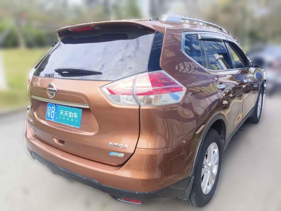 [深圳·粤B] 二手日产奇骏2014款 2.5L CVT领先版 4WD