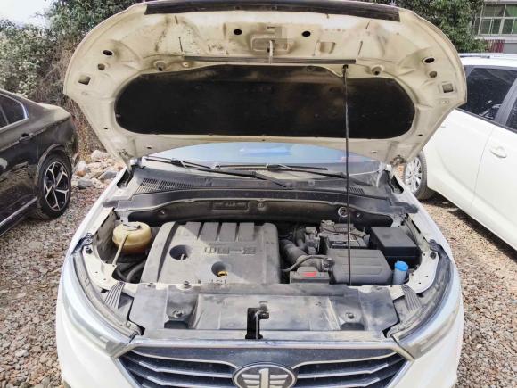 [西安·陕U] 二手奔腾奔腾X402019款 1.6L 手动豪华型 国VI