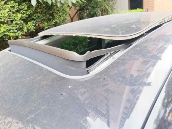 [上海·皖A] 二手大众帕萨特2022款 330TSI 豪华版