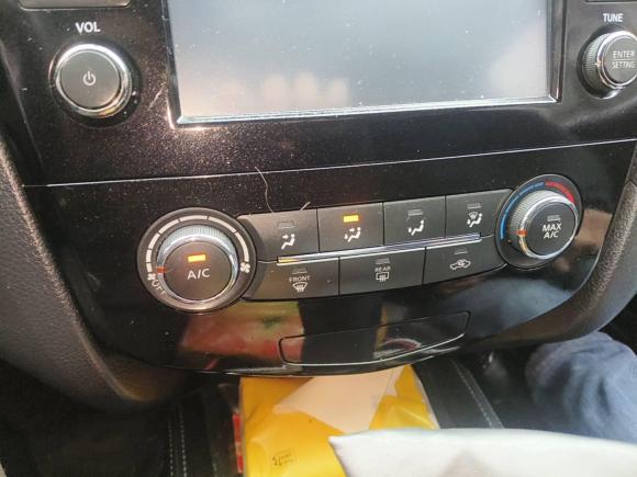 [上海·沪A] 二手日产奇骏2017款 2.0L CVT舒适版 2WD