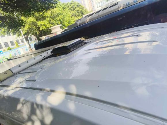 [深圳·粤B] 二手大通新途V902021款 2.0T自动智运王后驱单胎长轴高顶7座