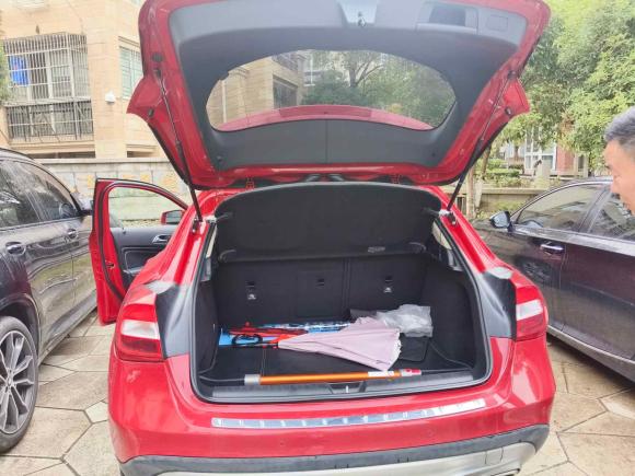 [南通·苏F] 二手奔驰奔驰GLA2015款 GLA 200 动感型