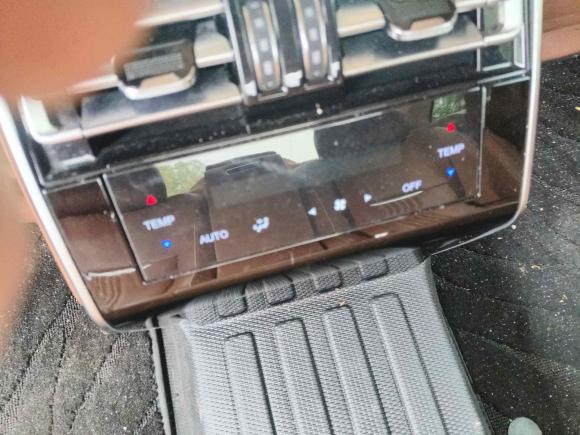 [金华·浙G] 二手红旗红旗H92020款 2.0T 智联旗享版