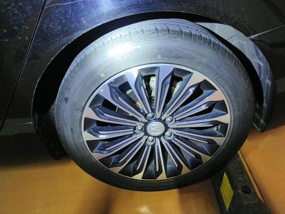 [南昌·赣M] 二手长安逸动2018款 高能版 1.6L GDI 手动争锋型 国V