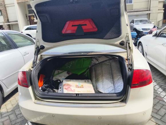 [杭州·浙A] 二手奥迪奥迪A42007款 1.8T 自动舒适型