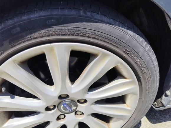 [苏州·苏E] 二手沃尔沃沃尔沃V402014款 2.0T 智雅版