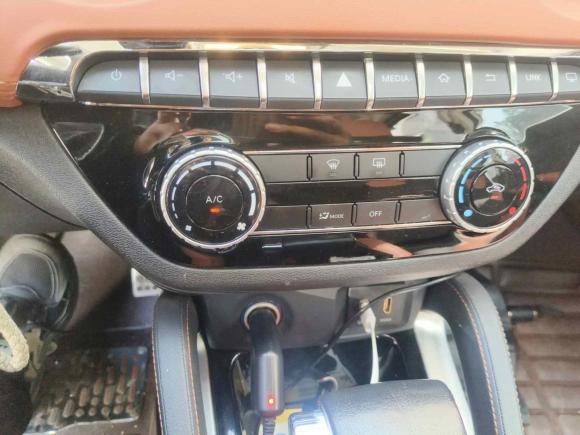 [深圳·鄂A] 二手北京汽车绅宝X352016款 1.5L 自动豪华版