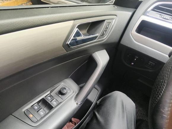 [上海·沪E] 二手大众途安2018款 途安L 280TSI DSG舒适版 7座 国V
