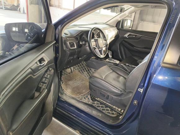 [南通·苏F] 二手五十铃D-MAX2021款 1.9T自动四驱柴油Global悍动型RZ4E