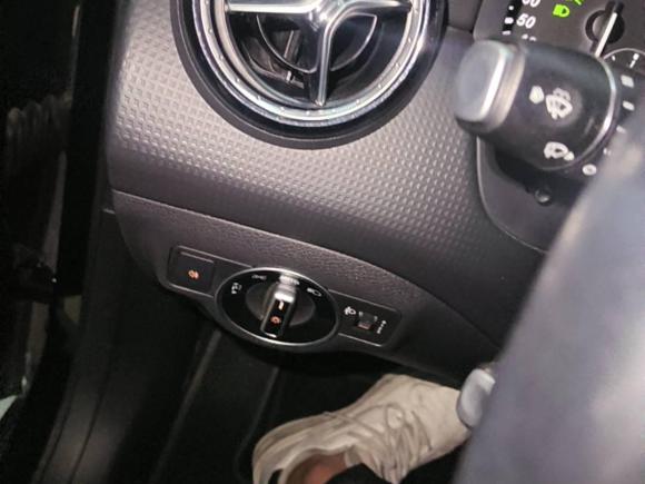 [温州·浙C] 二手奔驰奔驰A级2013款 A 180 时尚型