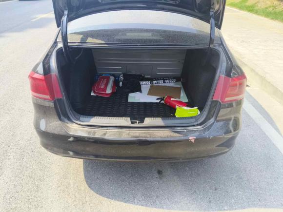 [南通·苏F] 二手大众桑塔纳2013款 1.6L 手动舒适版