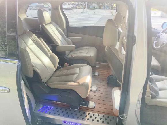 [成都·川A] 二手别克别克GL82011款 3.0L GT豪华商务豪雅版