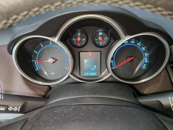 [上海·苏F] 二手雪佛兰科鲁兹2013款 掀背 1.6L 自动豪华型