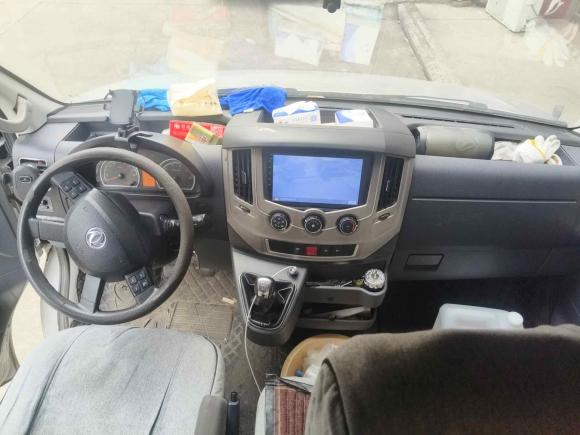 [常州·皖S] 二手东风御风御风2021款 2.4T后驱物流车极限高顶后双胎6-9座国VI YCY24140-60