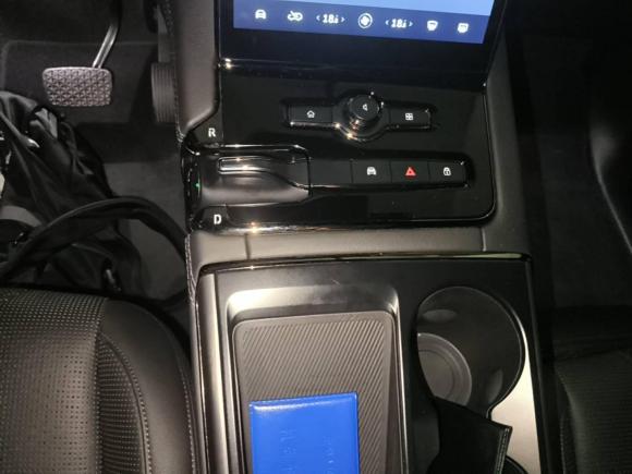 [深圳·粤B] 二手蔚来蔚来ES82022款 100kWh 六座版