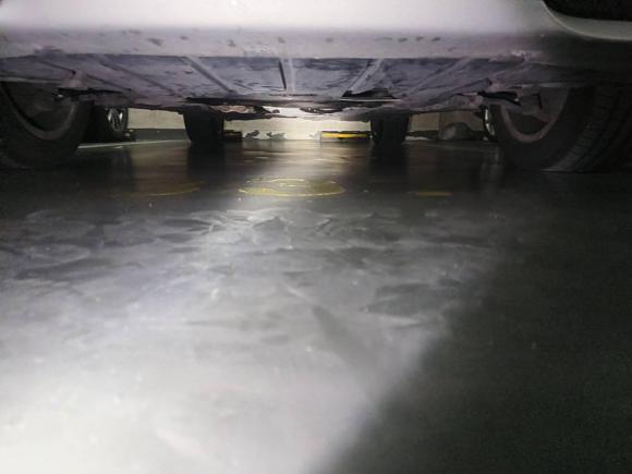 [上海·沪L] 二手宝马宝马X12010款 xDrive25i