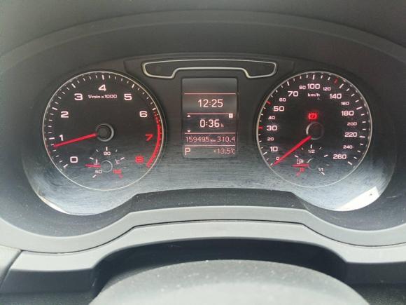 [济南·鲁A] 二手奥迪奥迪Q32015款 35 TFSI 舒适型