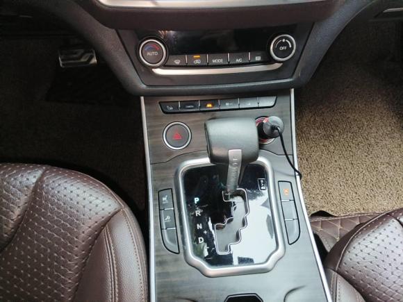 [成都·川A] 二手陆风陆风X72015款 2.0T 全景尊贵版