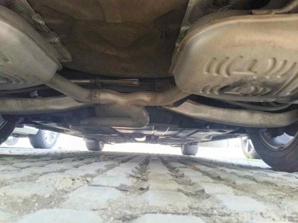 [无锡·苏B] 二手别克君越2013款 2.4L SIDI精英舒适型